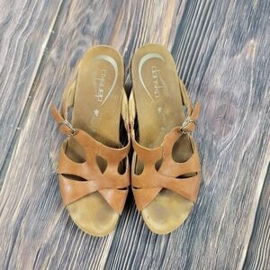 Women's size 42 Dansko Heels